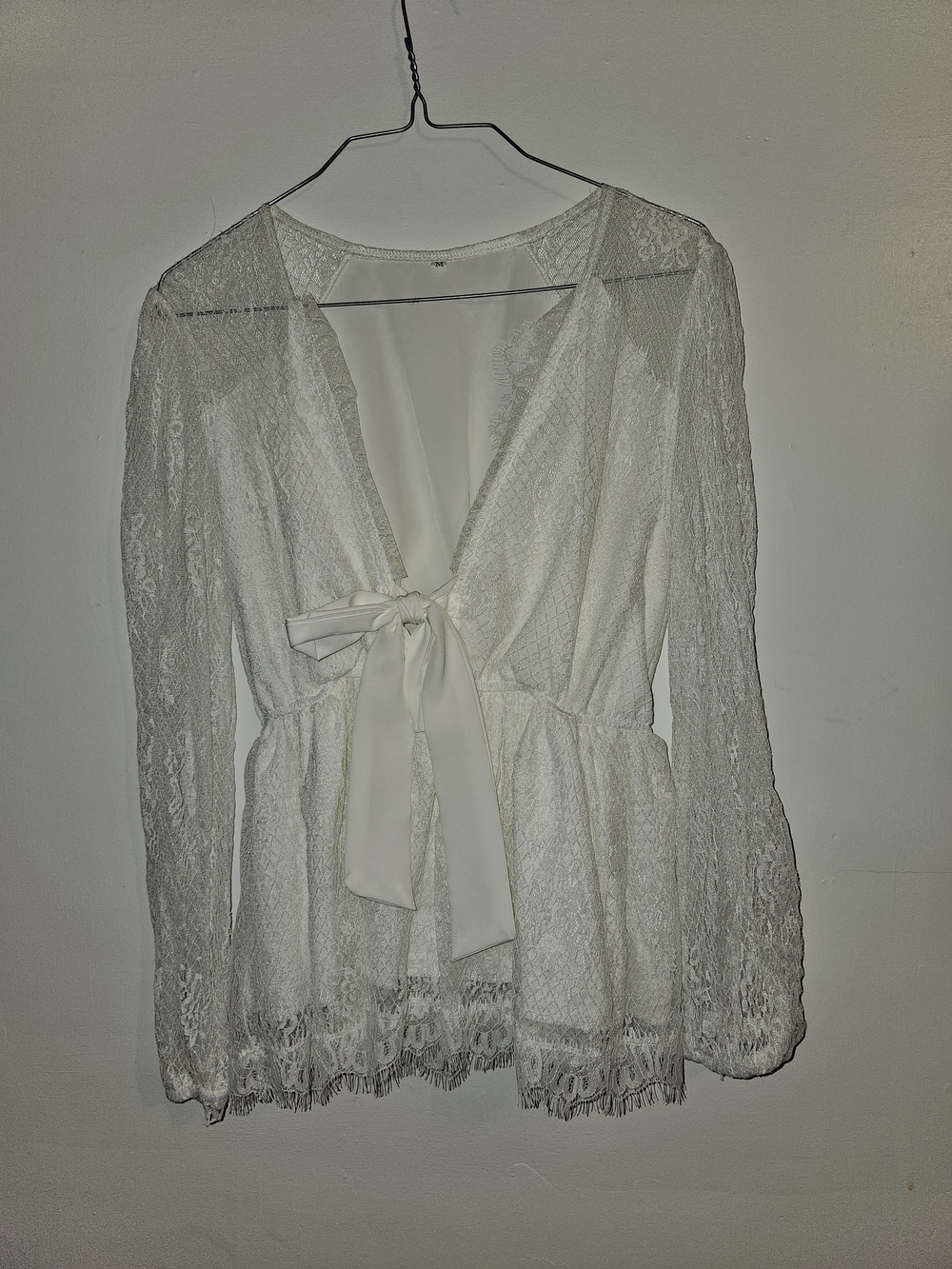 Women’s Lace Tie-Front Wrap Top - White